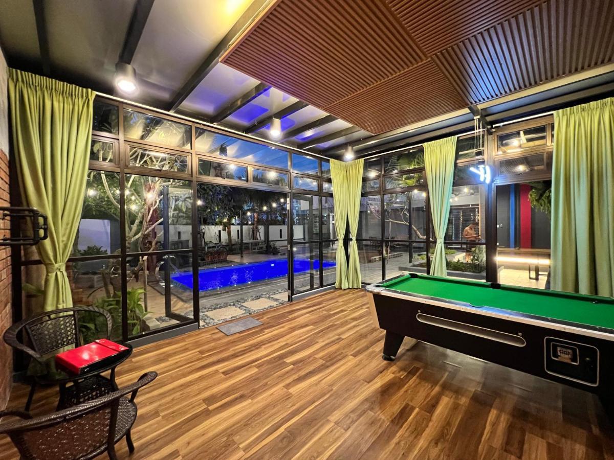 The Uniique Haus - Johor 1St Staycation Water Dining Experience Johor Bahru Bagian luar foto